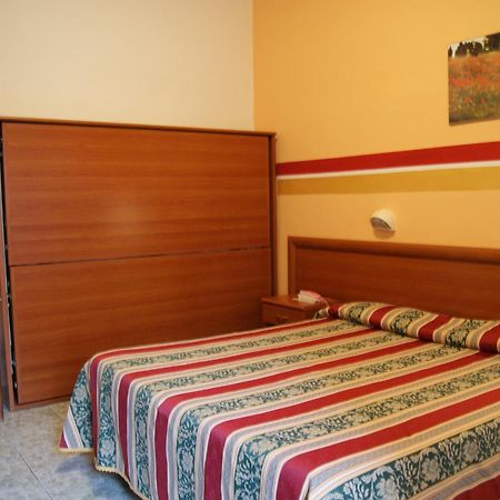 Hotel Dolly Viareggio Phòng bức ảnh
