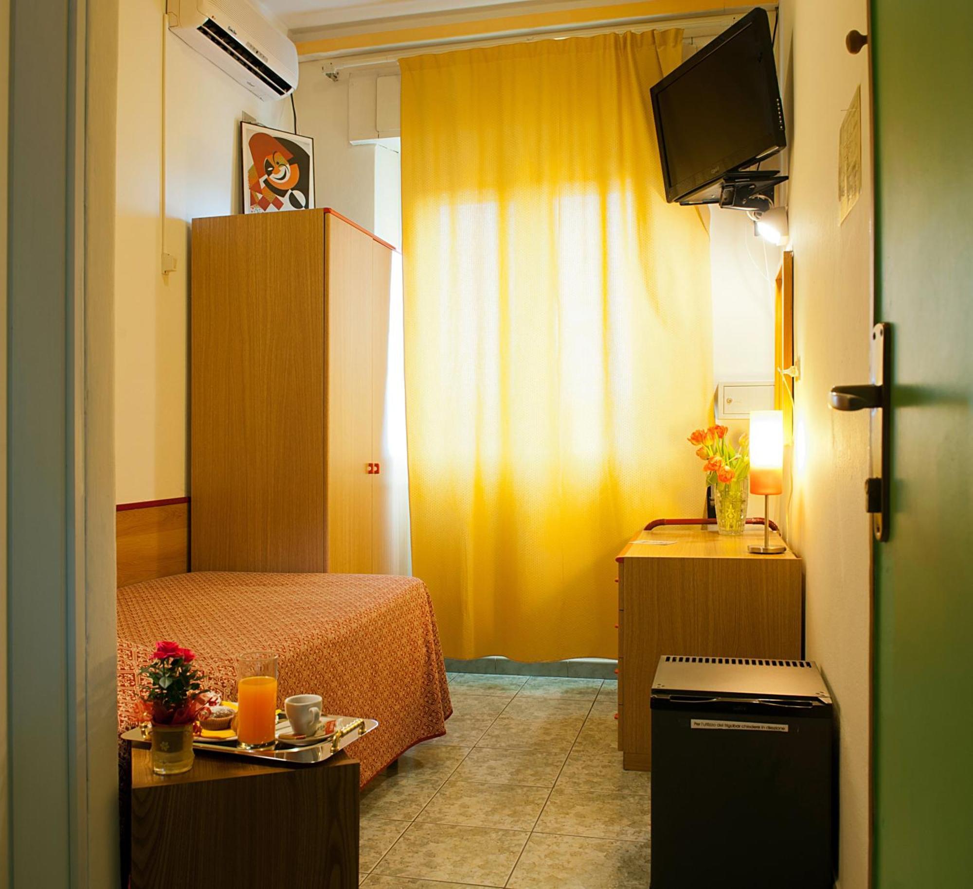 Hotel Dolly Viareggio Ngoại thất bức ảnh