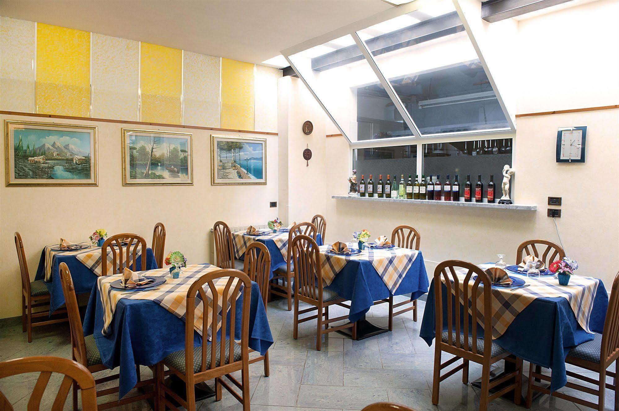 Hotel Dolly Viareggio Ngoại thất bức ảnh