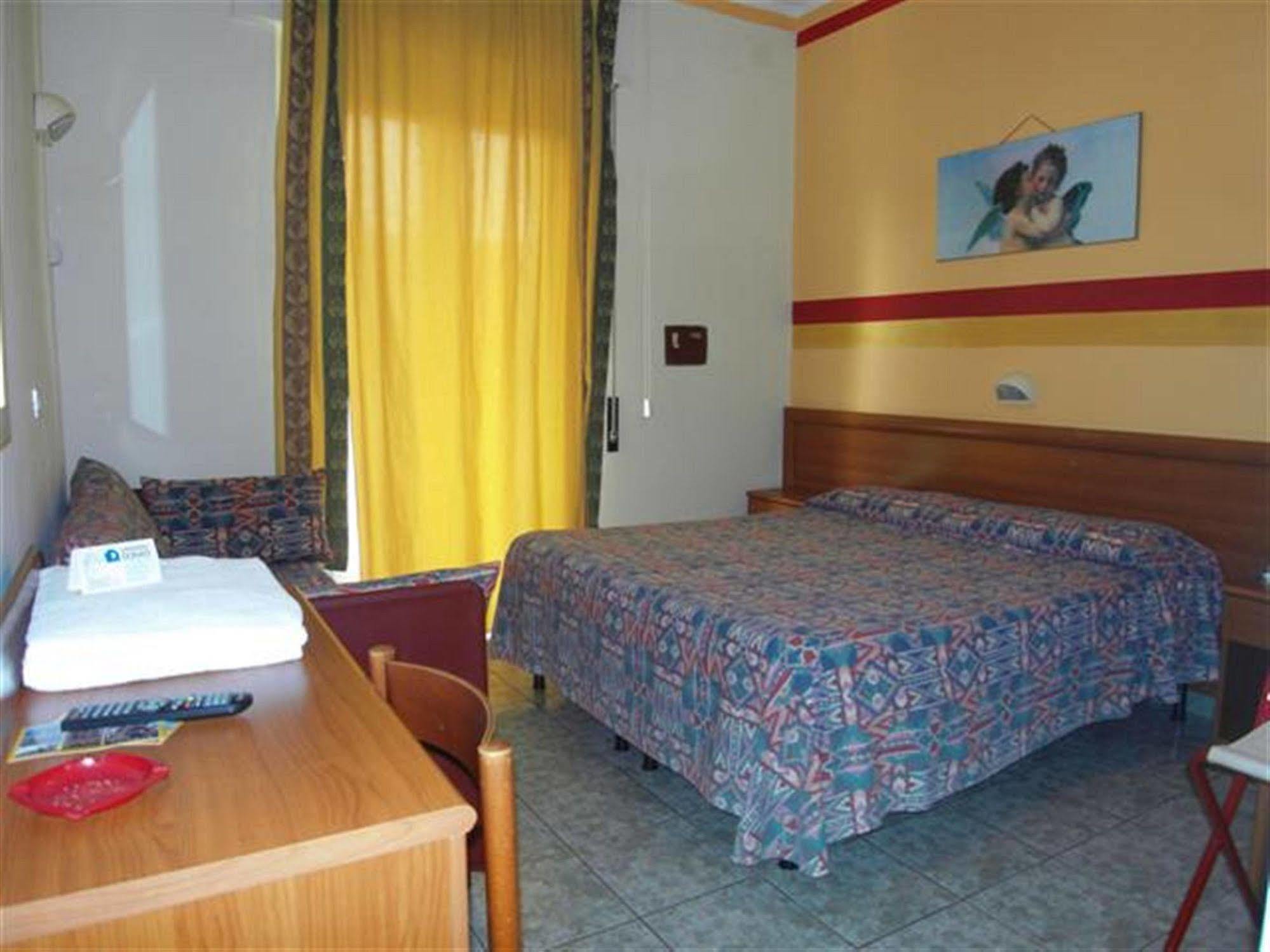 Hotel Dolly Viareggio Ngoại thất bức ảnh