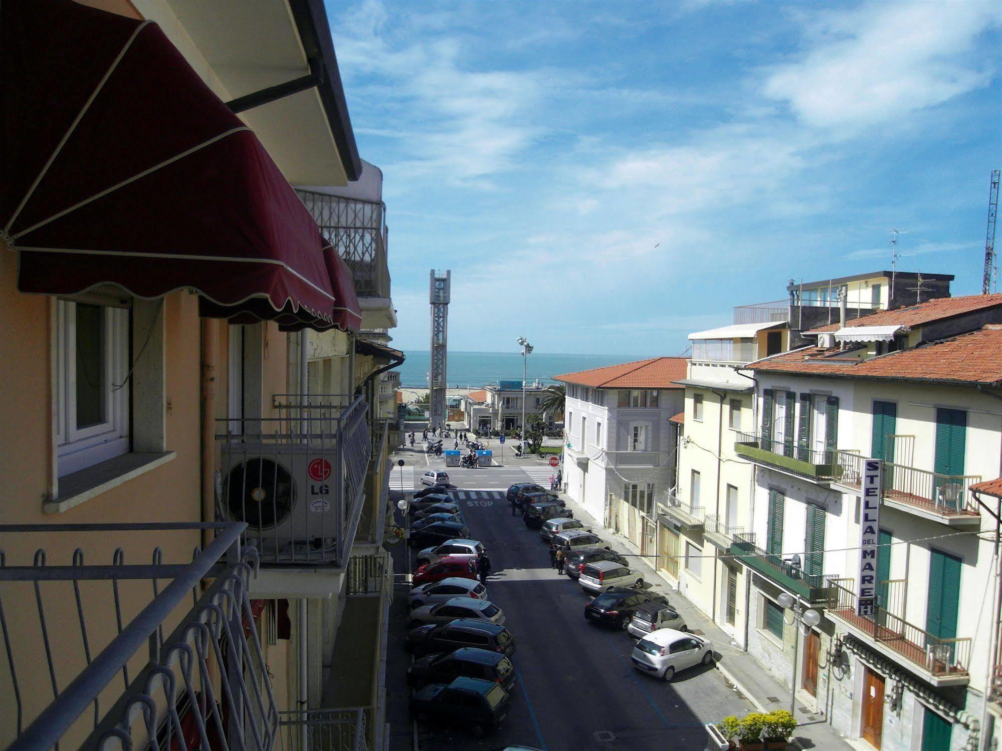 Hotel Dolly Viareggio Ngoại thất bức ảnh