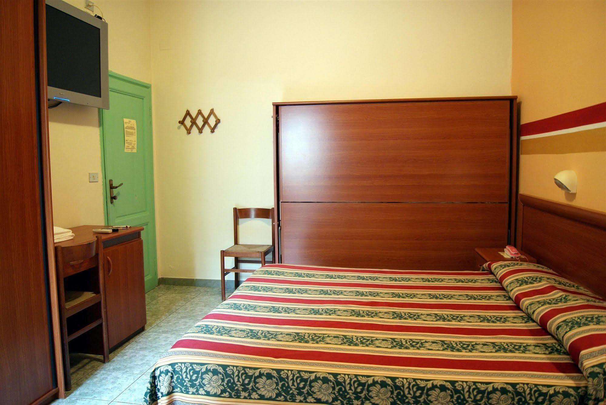 Hotel Dolly Viareggio Ngoại thất bức ảnh