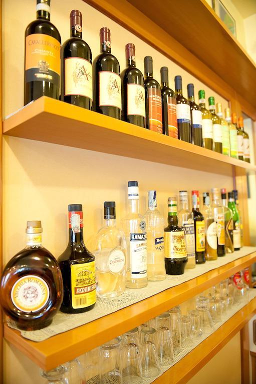 Hotel Dolly Viareggio Ngoại thất bức ảnh